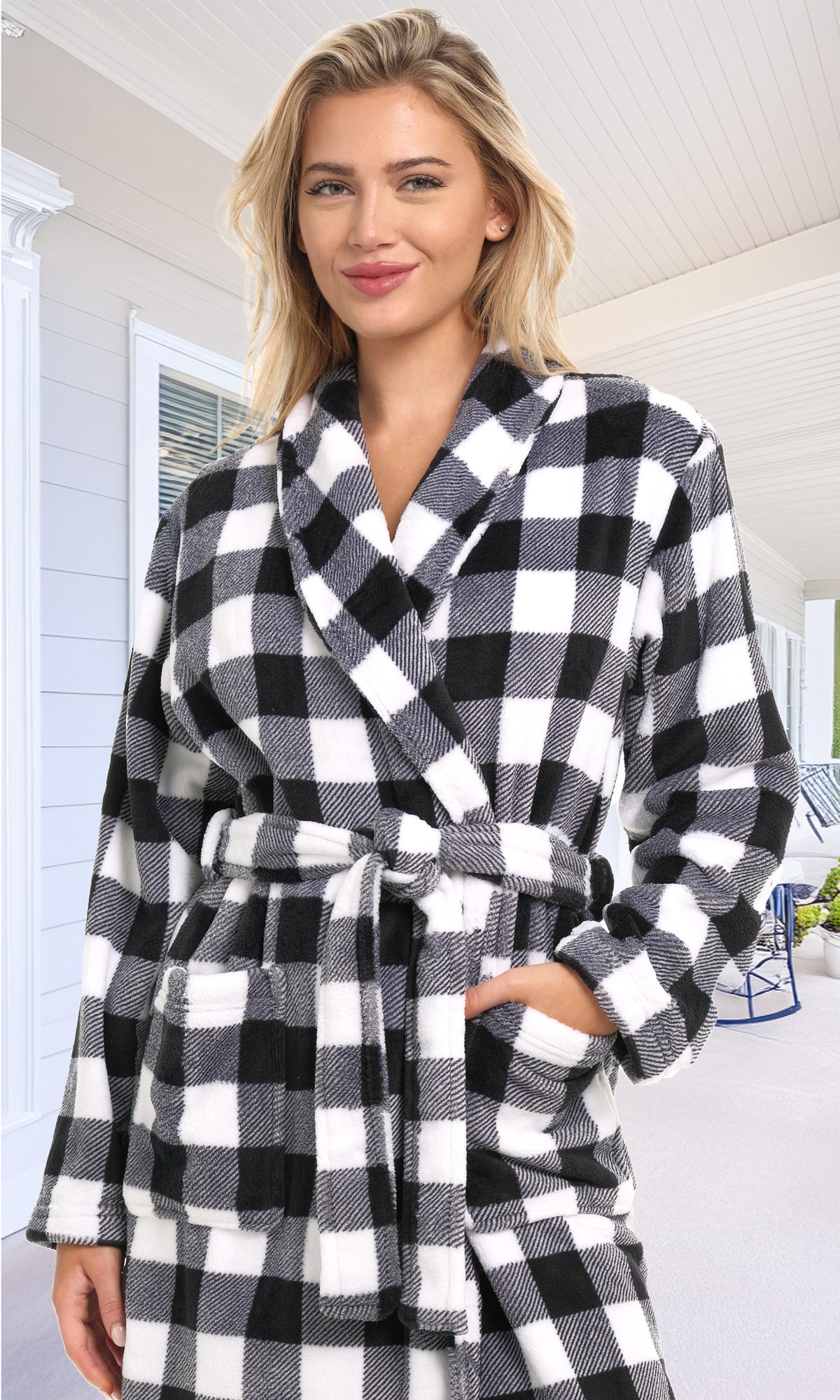 Buffalo Check White Black Plaid Plush Striped Robe for Women, Long Fleece Plaid Winter Bath Robe, Plus Size