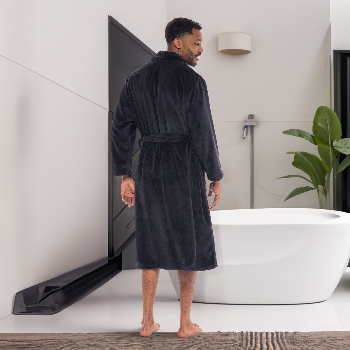 Men's Black Classic Winter Robe, Plush Fleece Bathrobe