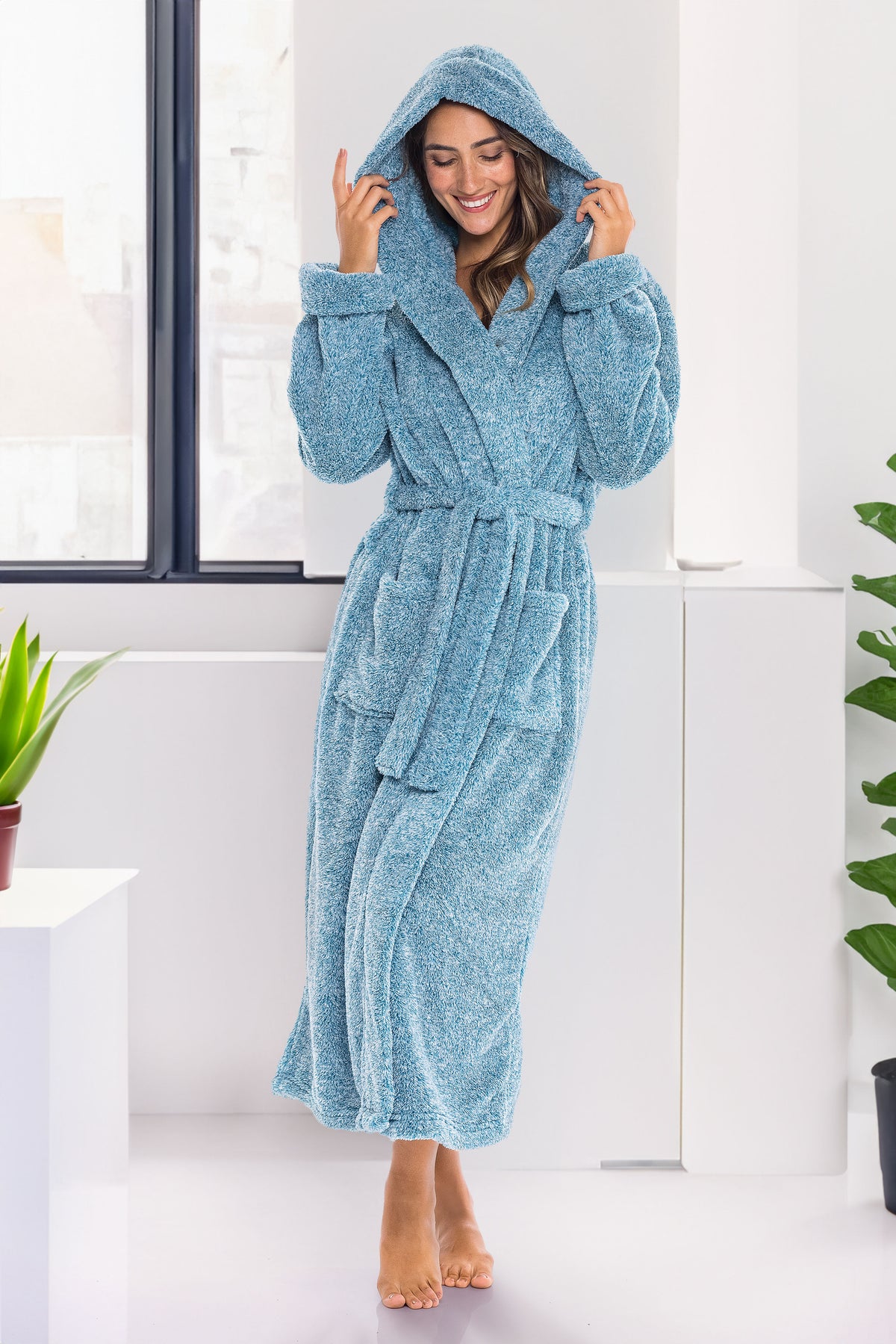 Women's Heathered Turquoise Plush Fleece Hooded Robe, Shaggy Feather Long Bathrobe