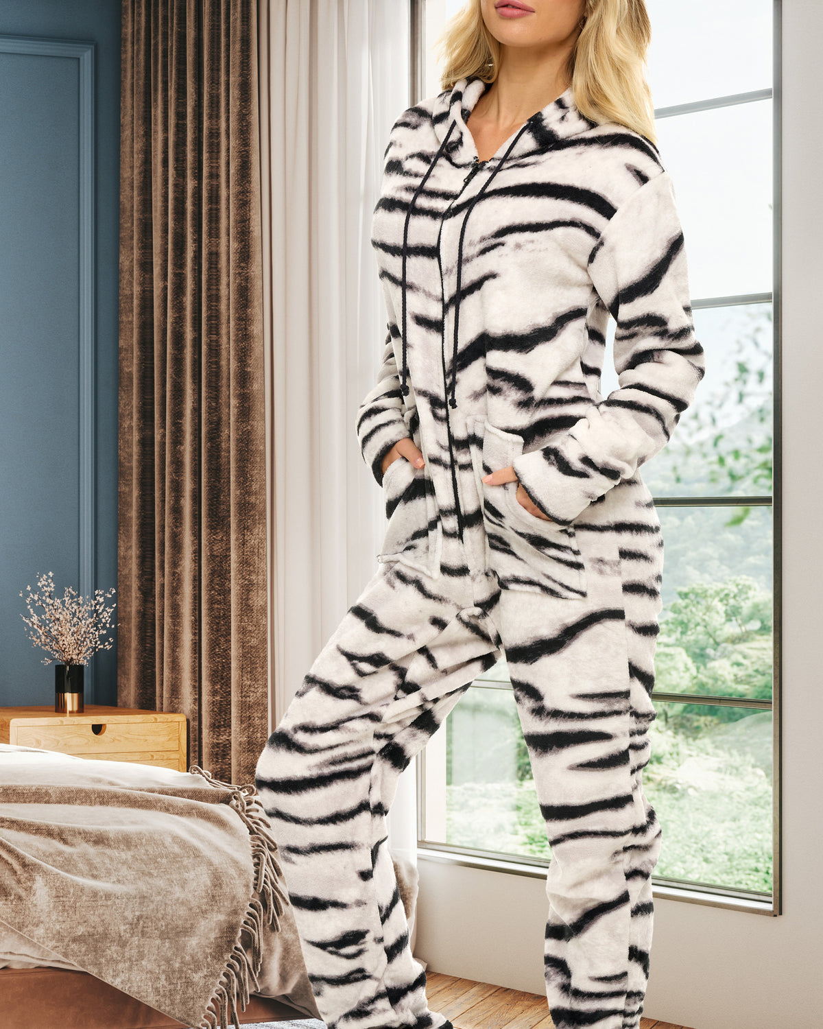 Women's White Tiger Hooded Footed Pajamas, Plush Adult Onesie, Winter PJs with Hood