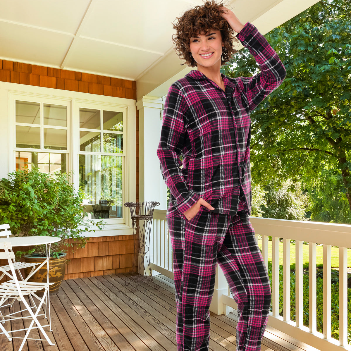 Shadow Rose Plaid Lightweight Fleece Pajamas for Women, Long Sleeve Button Up PJ Set with Pockets