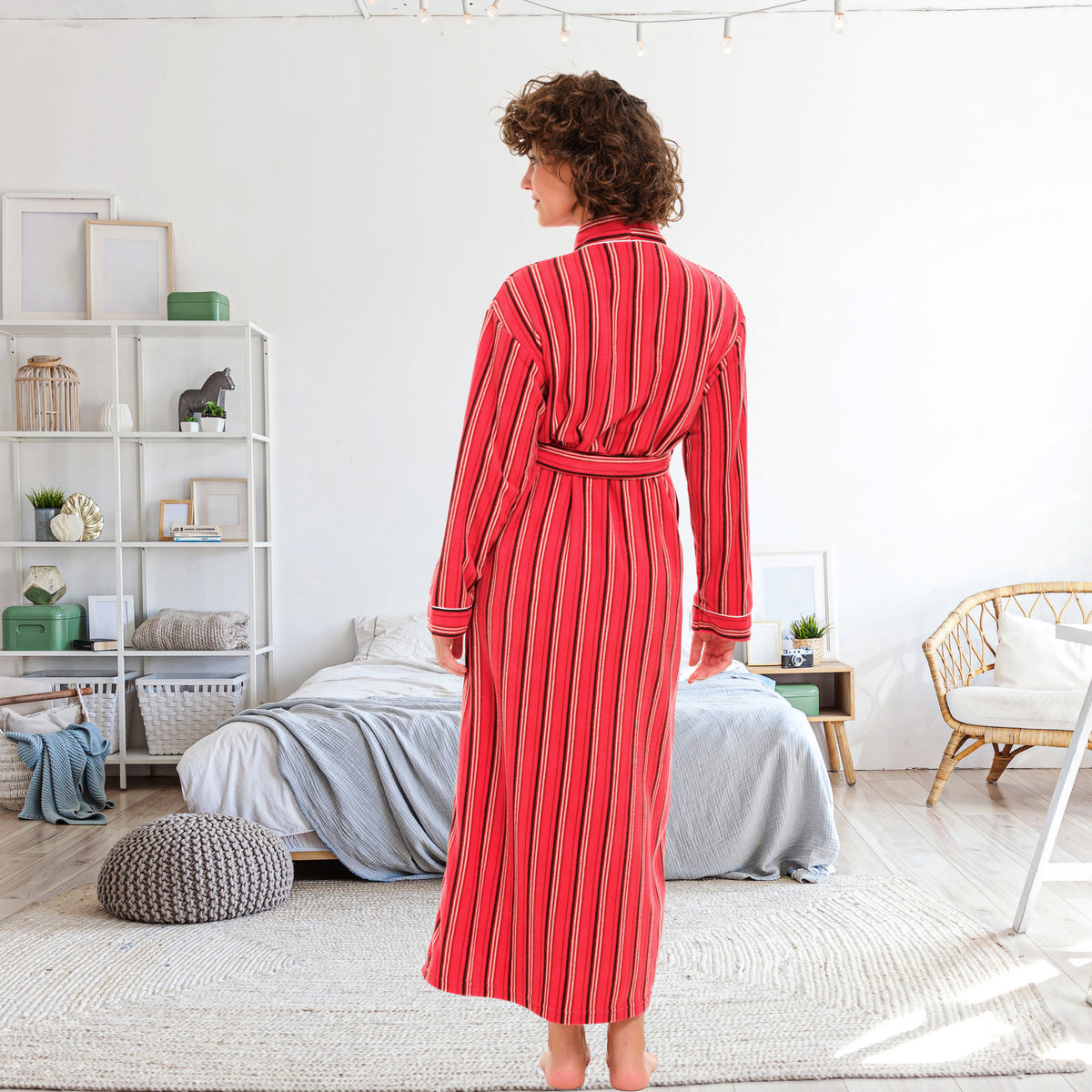 Women's Cabin Stripe Lightweight Fleece Robe – Long Sleeve, Calf Length with Pockets