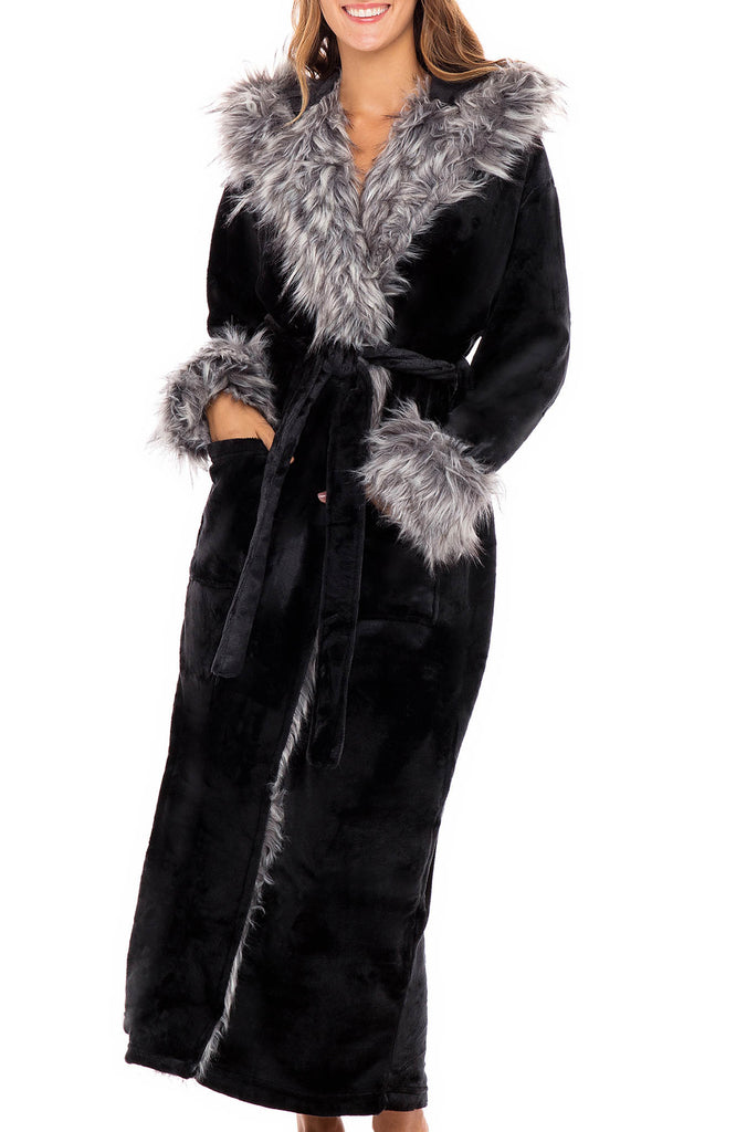 Black with Gray Wolf Fur