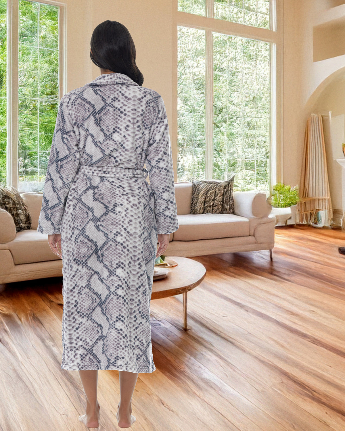 Serpent Elegance Plush Striped Robe for Women, Long Fleece Plaid Winter Bath Robe, Plus Size