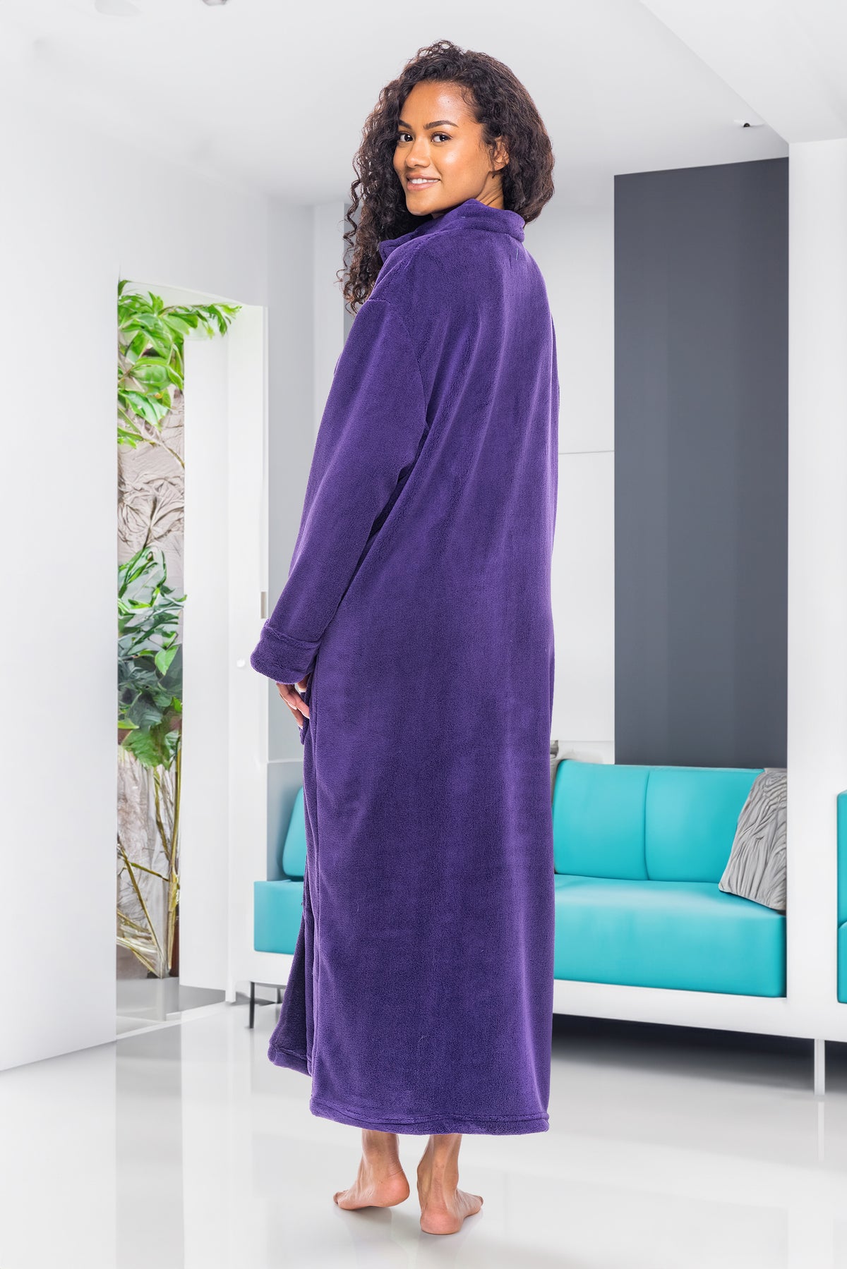 Women's Purple Zip Up Plush Robe, Oversized Bathrobe with Two Way Zipper